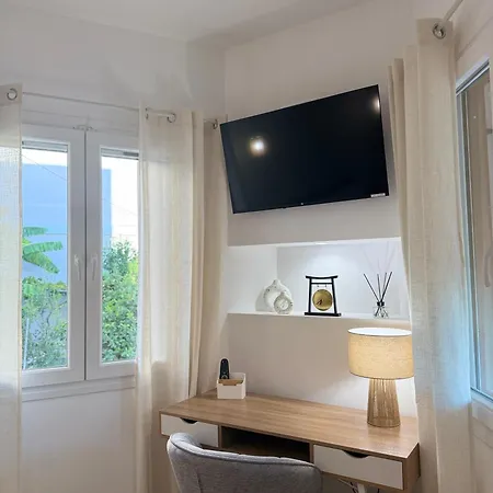 Calm Joy & J - Pure Apartment